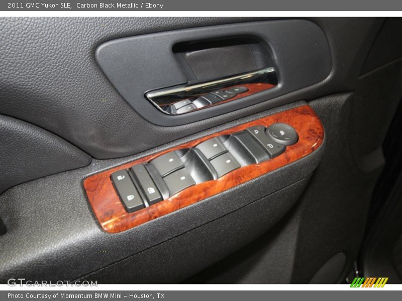 Carbon Black Metallic / Ebony 2011 GMC Yukon SLE