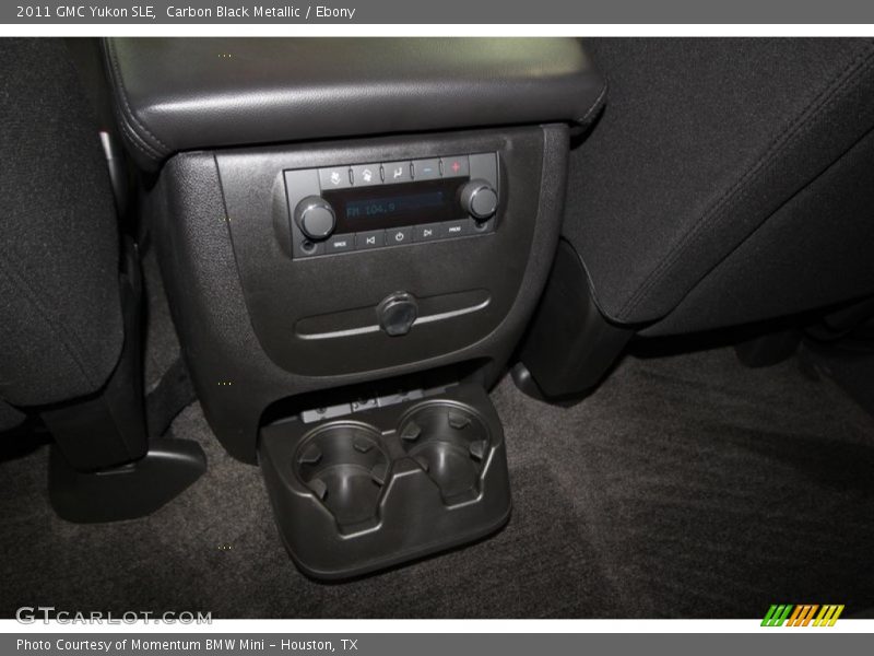 Carbon Black Metallic / Ebony 2011 GMC Yukon SLE