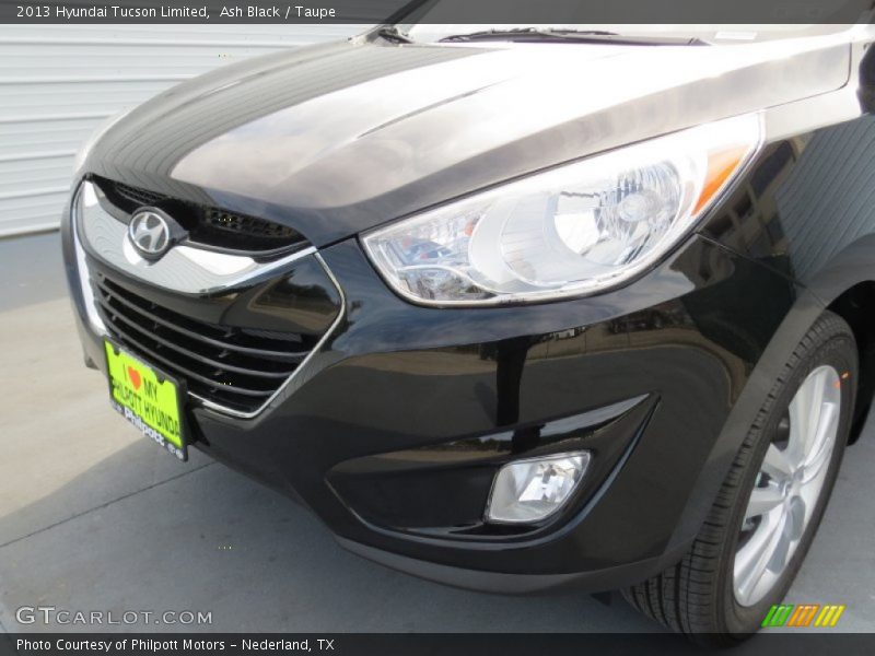 Ash Black / Taupe 2013 Hyundai Tucson Limited