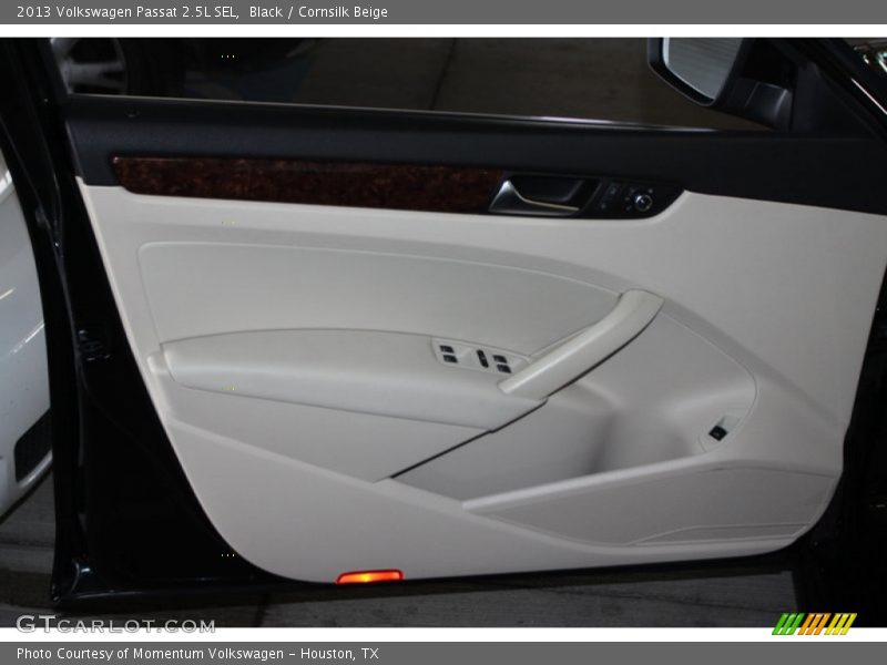 Black / Cornsilk Beige 2013 Volkswagen Passat 2.5L SEL