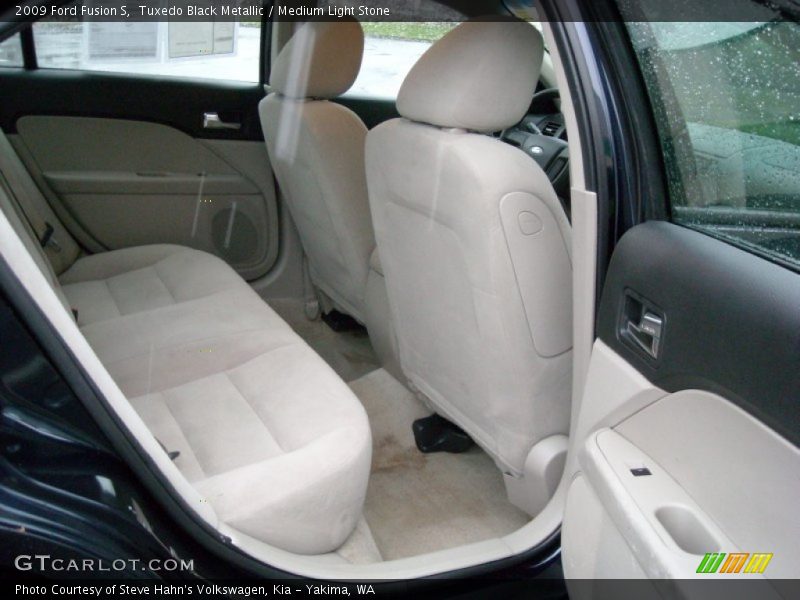 Tuxedo Black Metallic / Medium Light Stone 2009 Ford Fusion S
