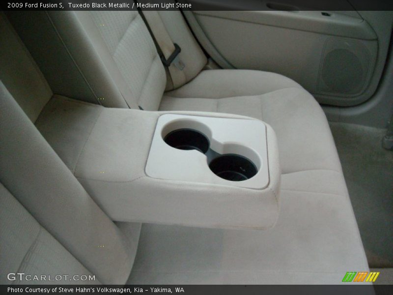 Tuxedo Black Metallic / Medium Light Stone 2009 Ford Fusion S