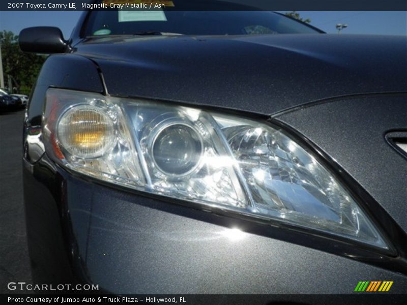 Magnetic Gray Metallic / Ash 2007 Toyota Camry LE