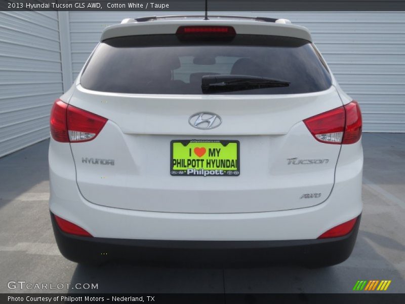 Cotton White / Taupe 2013 Hyundai Tucson GLS AWD