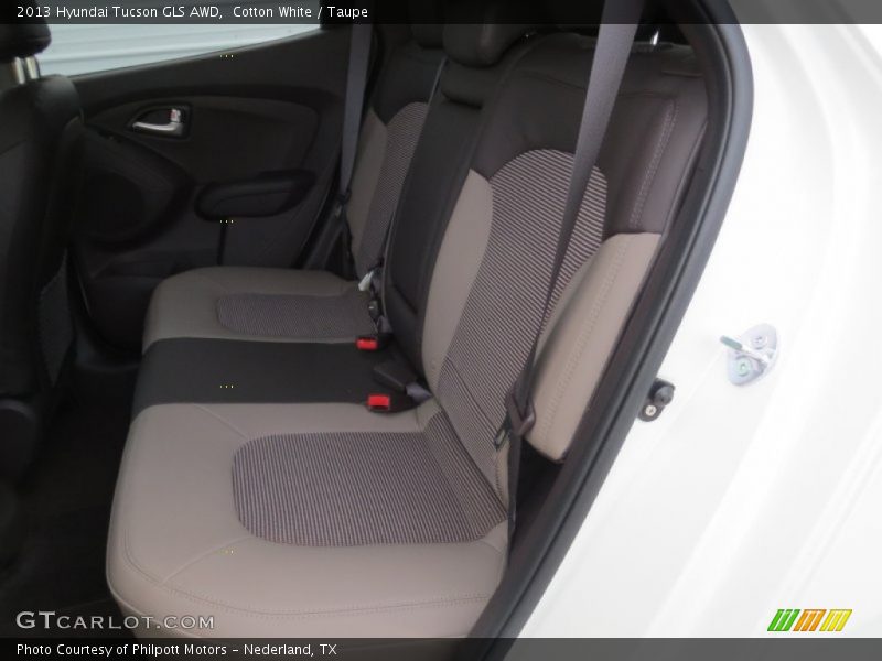 Cotton White / Taupe 2013 Hyundai Tucson GLS AWD