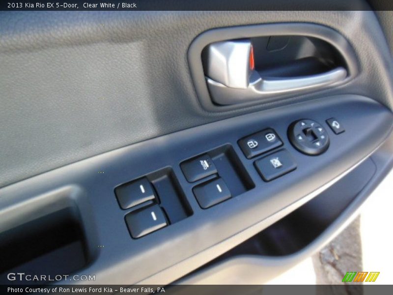 Clear White / Black 2013 Kia Rio EX 5-Door