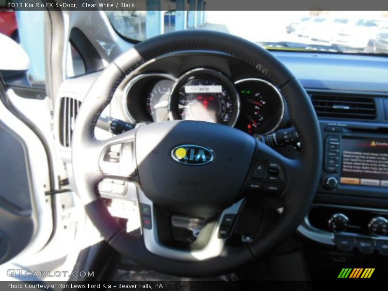 Clear White / Black 2013 Kia Rio EX 5-Door