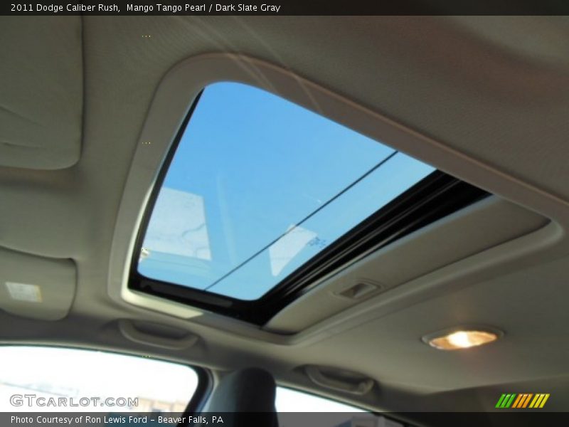 Mango Tango Pearl / Dark Slate Gray 2011 Dodge Caliber Rush