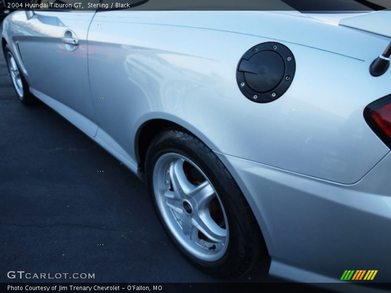 Sterling / Black 2004 Hyundai Tiburon GT