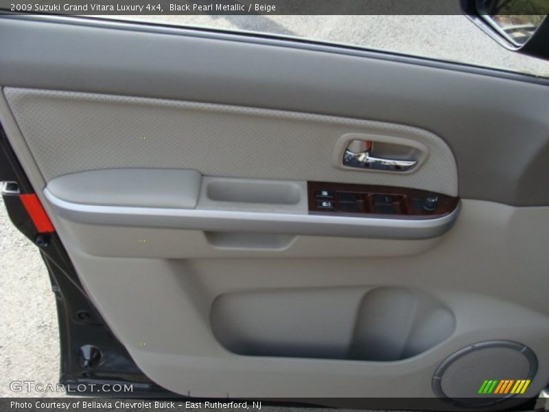Black Pearl Metallic / Beige 2009 Suzuki Grand Vitara Luxury 4x4