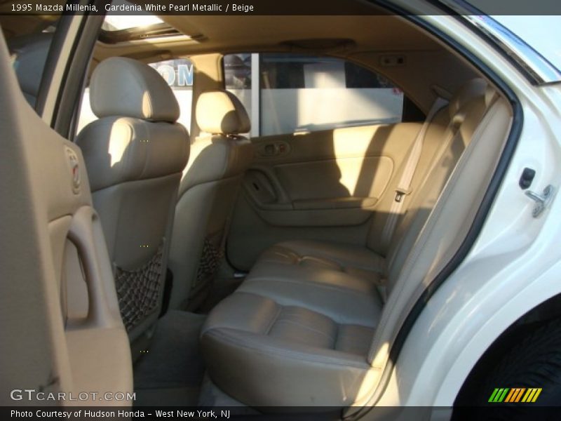 Gardenia White Pearl Metallic / Beige 1995 Mazda Millenia