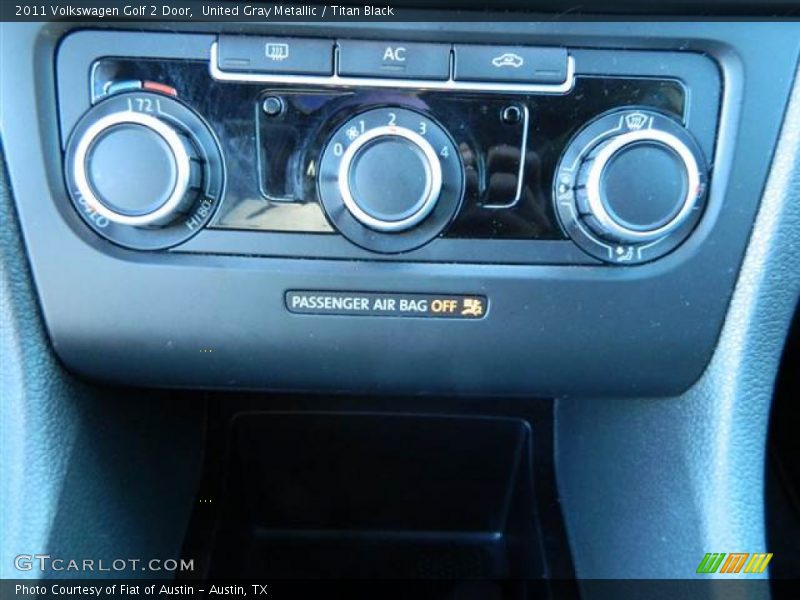 United Gray Metallic / Titan Black 2011 Volkswagen Golf 2 Door