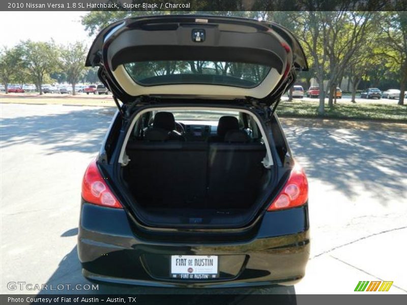 Super Black / Charcoal 2010 Nissan Versa 1.8 SL Hatchback