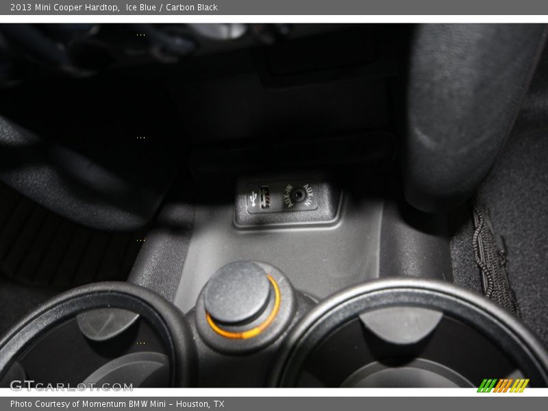 Ice Blue / Carbon Black 2013 Mini Cooper Hardtop