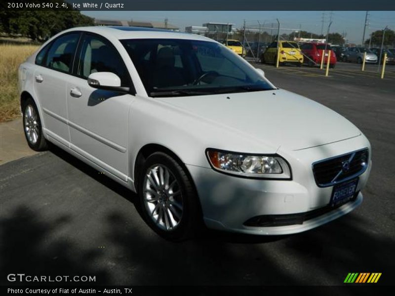 Ice White / Quartz 2010 Volvo S40 2.4i