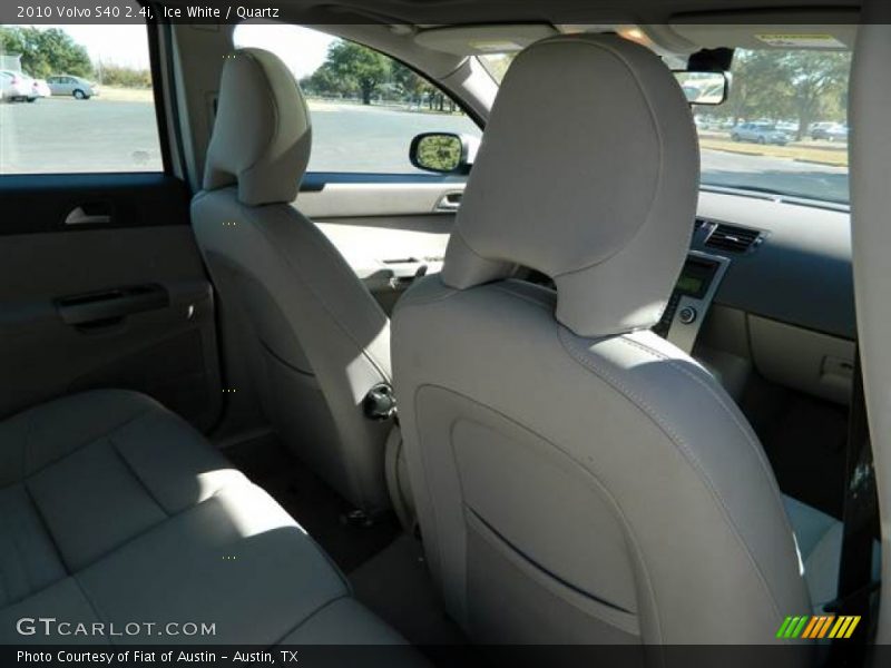 Ice White / Quartz 2010 Volvo S40 2.4i