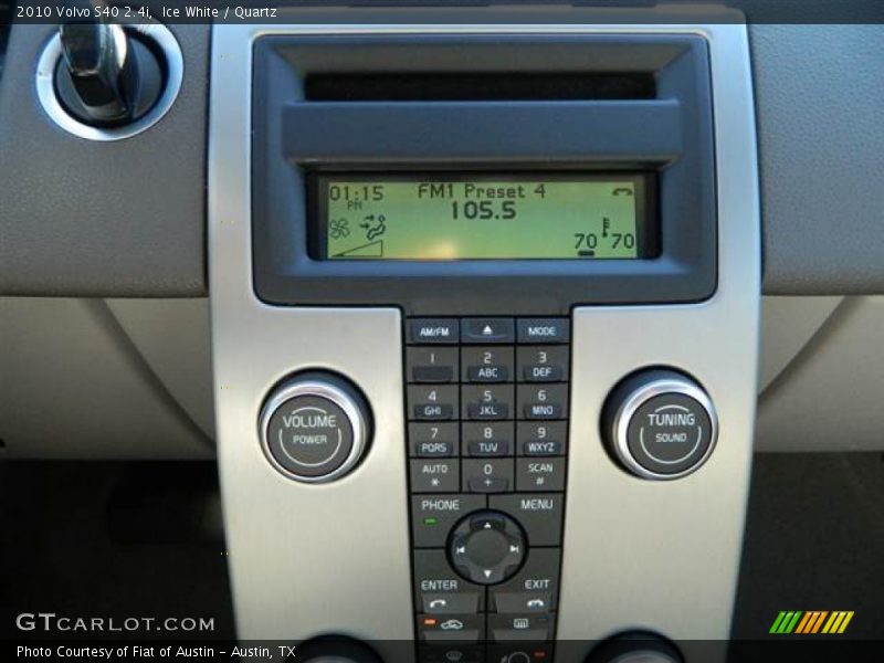 Ice White / Quartz 2010 Volvo S40 2.4i