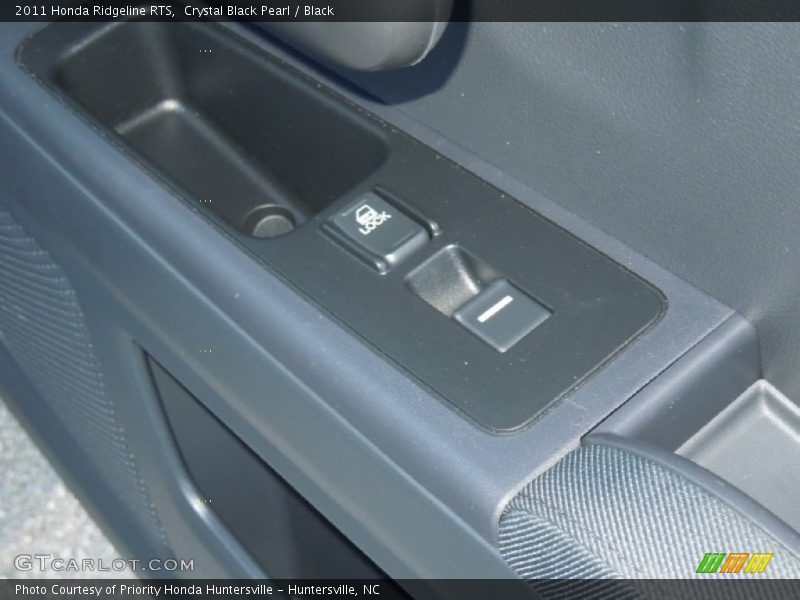Crystal Black Pearl / Black 2011 Honda Ridgeline RTS