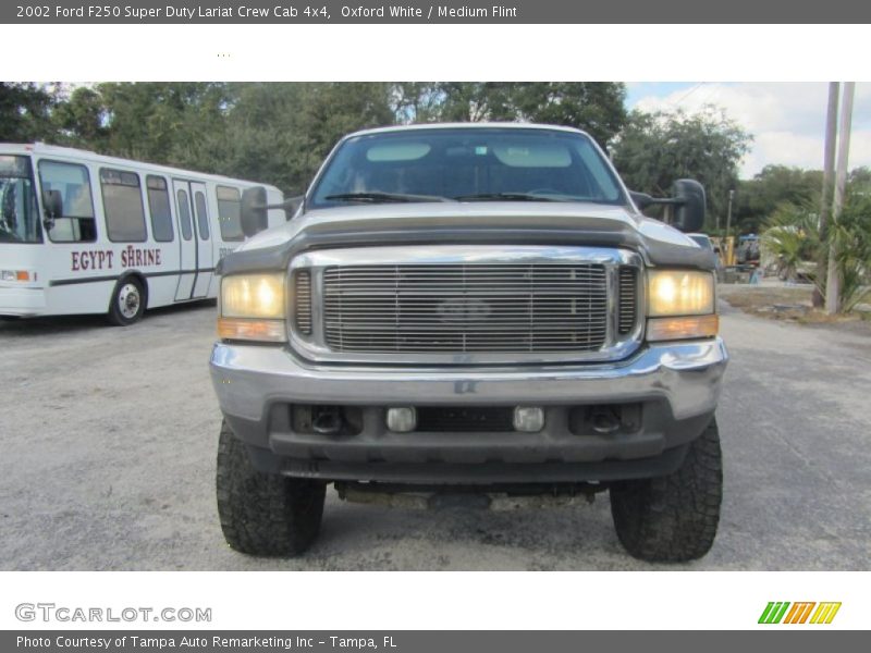 Oxford White / Medium Flint 2002 Ford F250 Super Duty Lariat Crew Cab 4x4