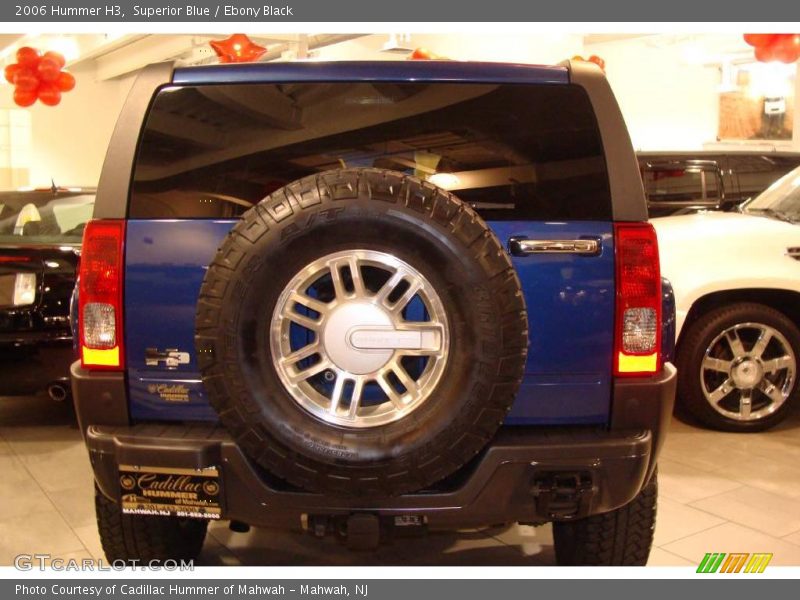 Superior Blue / Ebony Black 2006 Hummer H3