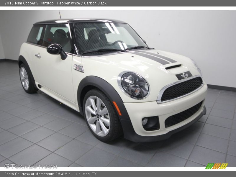 Pepper White / Carbon Black 2013 Mini Cooper S Hardtop