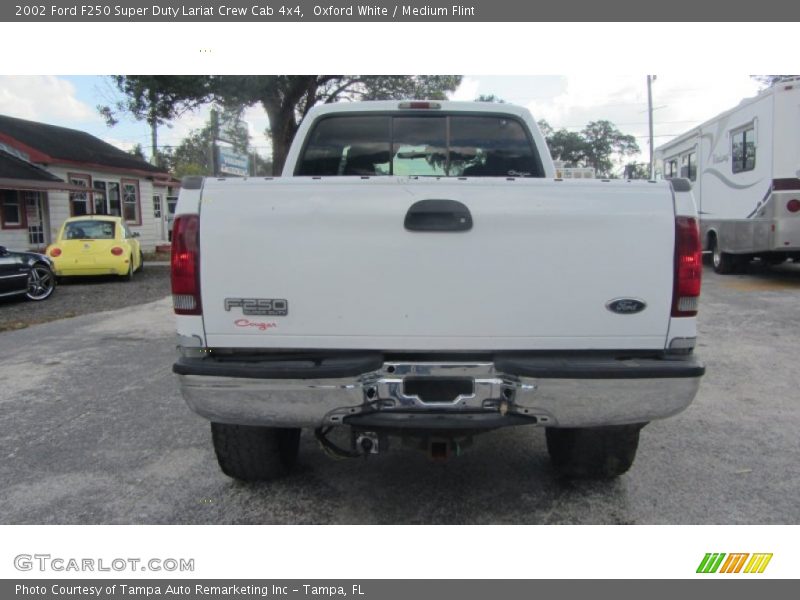 Oxford White / Medium Flint 2002 Ford F250 Super Duty Lariat Crew Cab 4x4