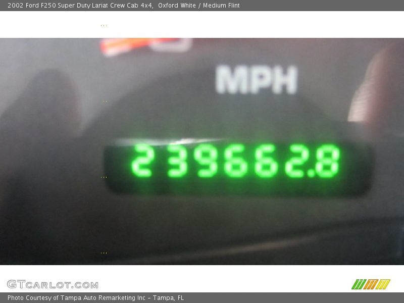 Oxford White / Medium Flint 2002 Ford F250 Super Duty Lariat Crew Cab 4x4