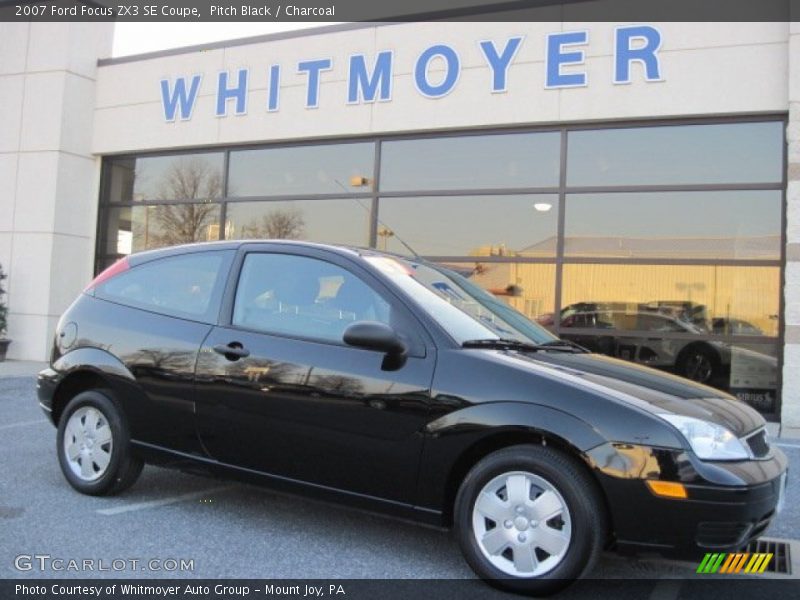 Pitch Black / Charcoal 2007 Ford Focus ZX3 SE Coupe