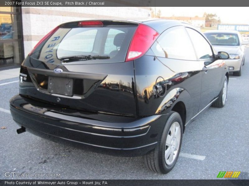 Pitch Black / Charcoal 2007 Ford Focus ZX3 SE Coupe