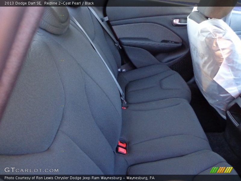 Redline 2-Coat Pearl / Black 2013 Dodge Dart SE