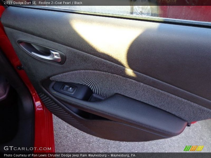 Redline 2-Coat Pearl / Black 2013 Dodge Dart SE
