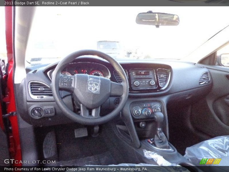 Redline 2-Coat Pearl / Black 2013 Dodge Dart SE