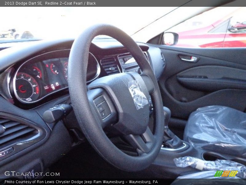 Redline 2-Coat Pearl / Black 2013 Dodge Dart SE
