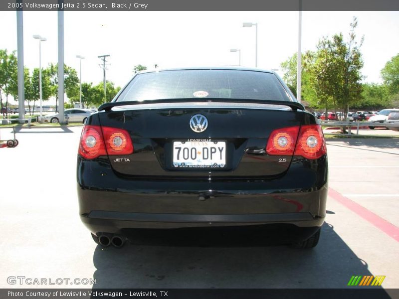 Black / Grey 2005 Volkswagen Jetta 2.5 Sedan