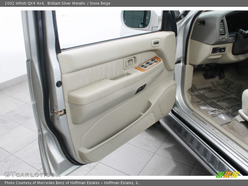 Brilliant Silver Metallic / Stone Beige 2002 Infiniti QX4 4x4