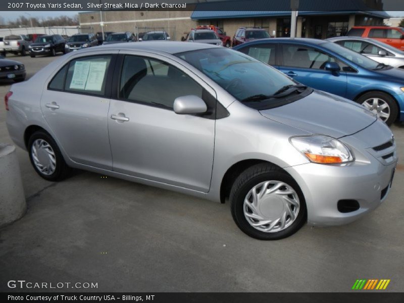 Silver Streak Mica / Dark Charcoal 2007 Toyota Yaris Sedan
