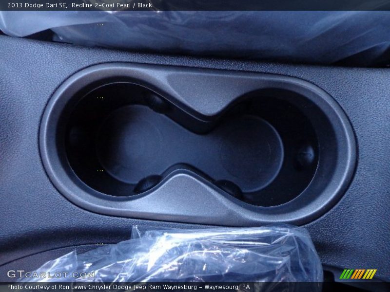 Redline 2-Coat Pearl / Black 2013 Dodge Dart SE