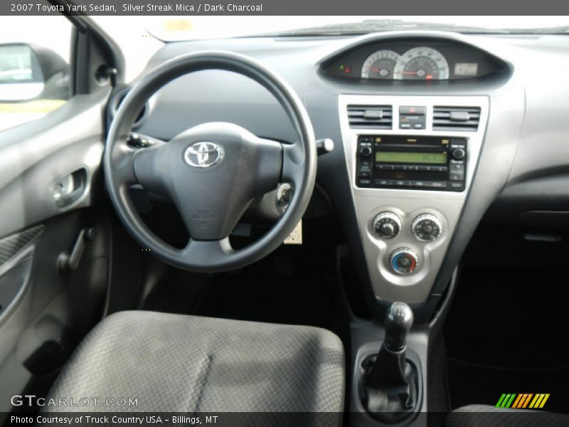 Silver Streak Mica / Dark Charcoal 2007 Toyota Yaris Sedan