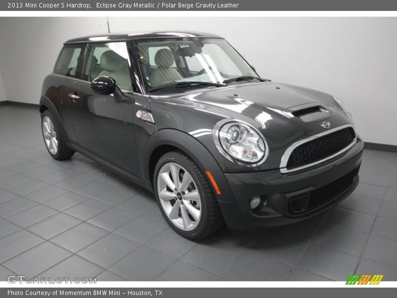 Front 3/4 View of 2013 Cooper S Hardtop