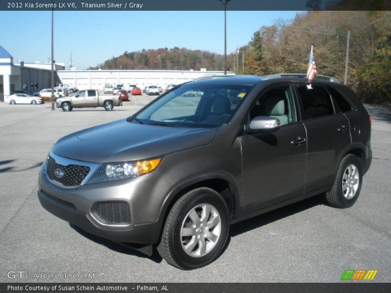 Titanium Silver / Gray 2012 Kia Sorento LX V6