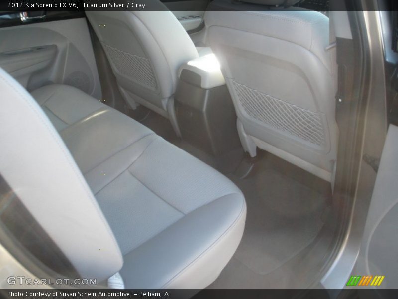 Titanium Silver / Gray 2012 Kia Sorento LX V6