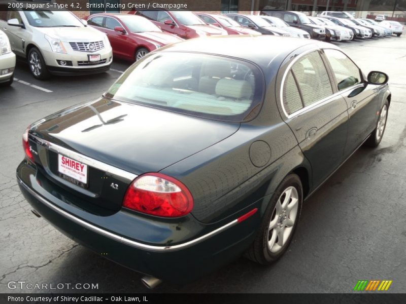 British Racing Green / Champagne 2005 Jaguar S-Type 4.2