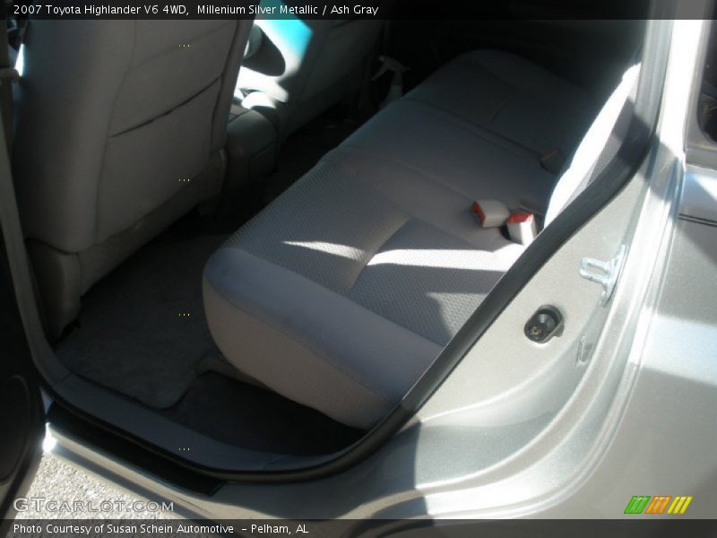 Millenium Silver Metallic / Ash Gray 2007 Toyota Highlander V6 4WD