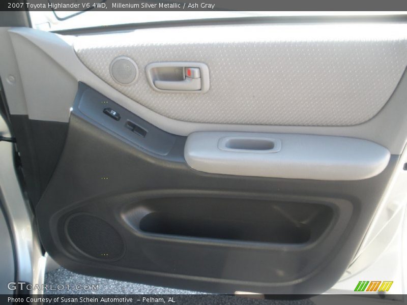 Millenium Silver Metallic / Ash Gray 2007 Toyota Highlander V6 4WD