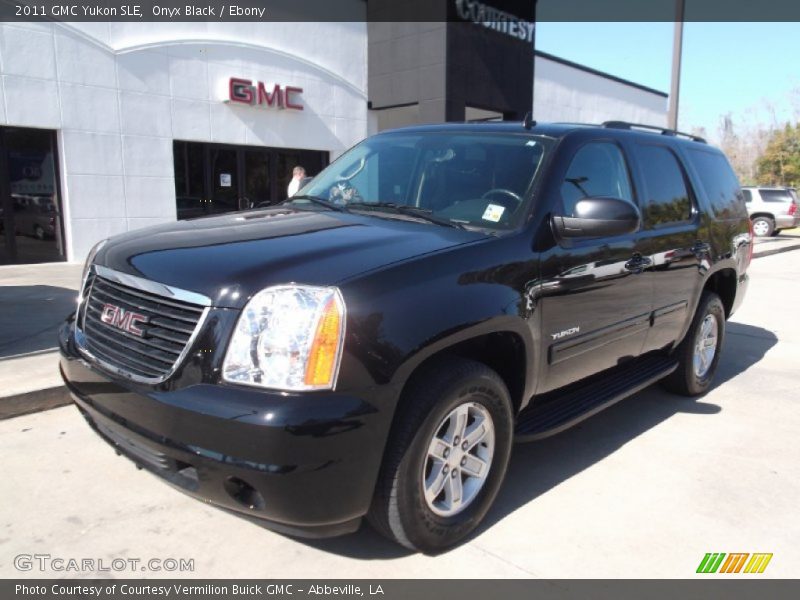 Onyx Black / Ebony 2011 GMC Yukon SLE