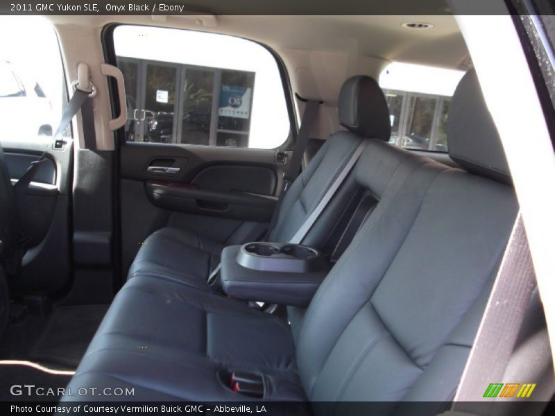 Onyx Black / Ebony 2011 GMC Yukon SLE