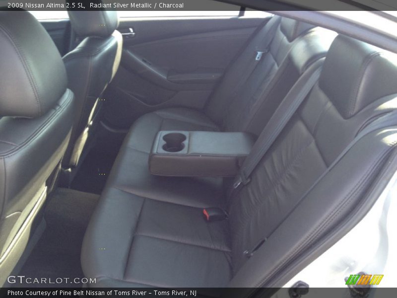 Radiant Silver Metallic / Charcoal 2009 Nissan Altima 2.5 SL