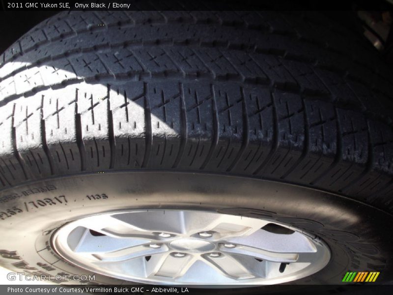 Onyx Black / Ebony 2011 GMC Yukon SLE