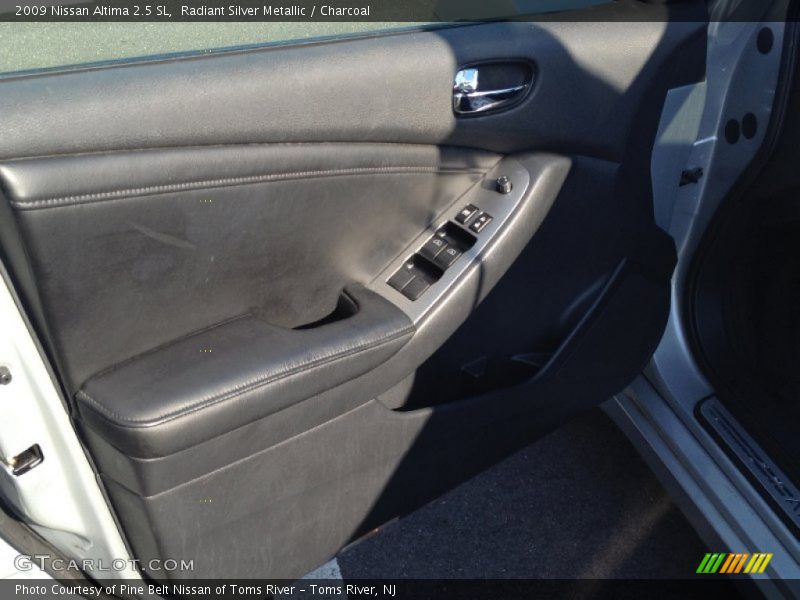 Radiant Silver Metallic / Charcoal 2009 Nissan Altima 2.5 SL