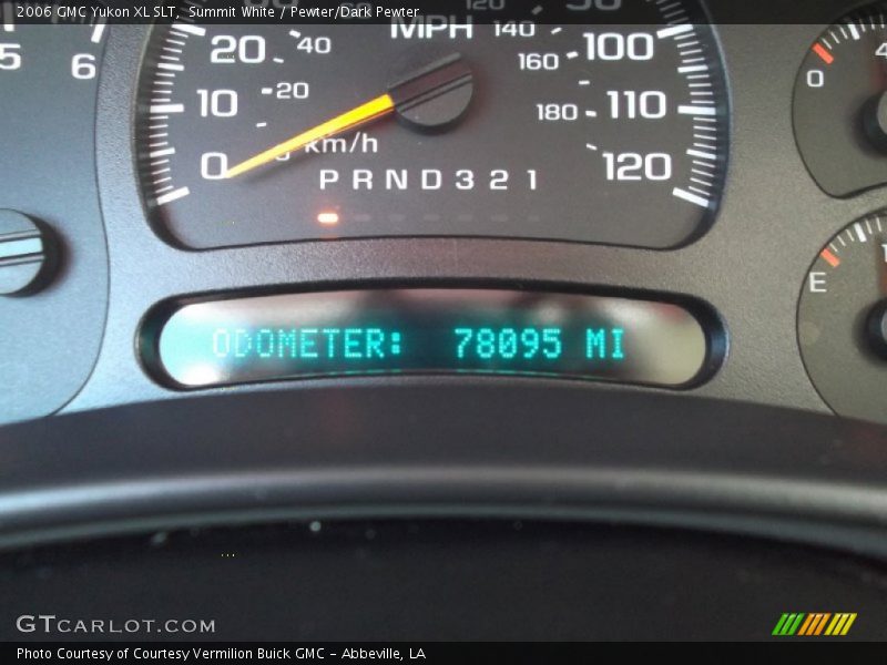 Summit White / Pewter/Dark Pewter 2006 GMC Yukon XL SLT
